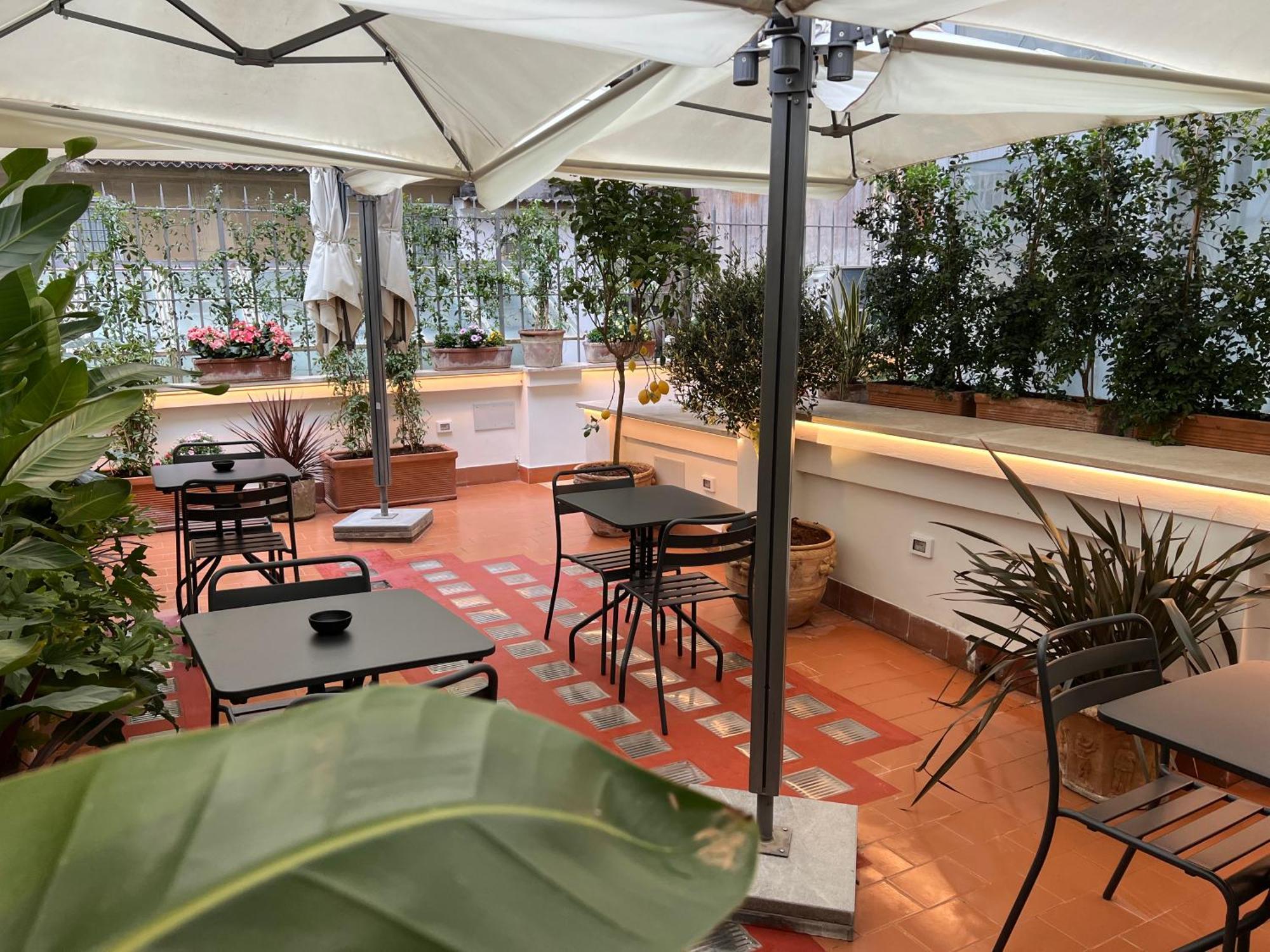 Hotel Affreschi Al Pantheon Roma Esterno foto