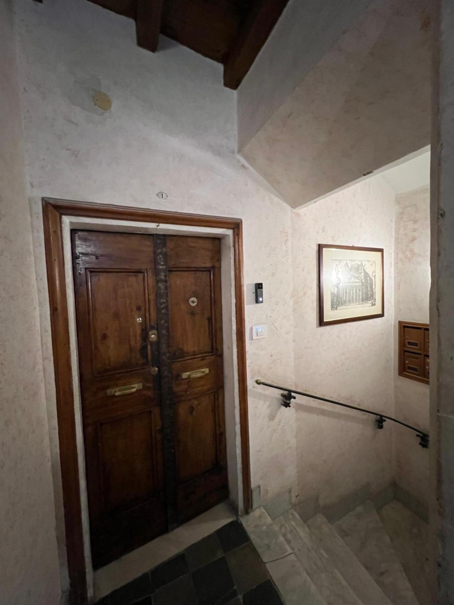 Hotel Affreschi Al Pantheon Roma Esterno foto